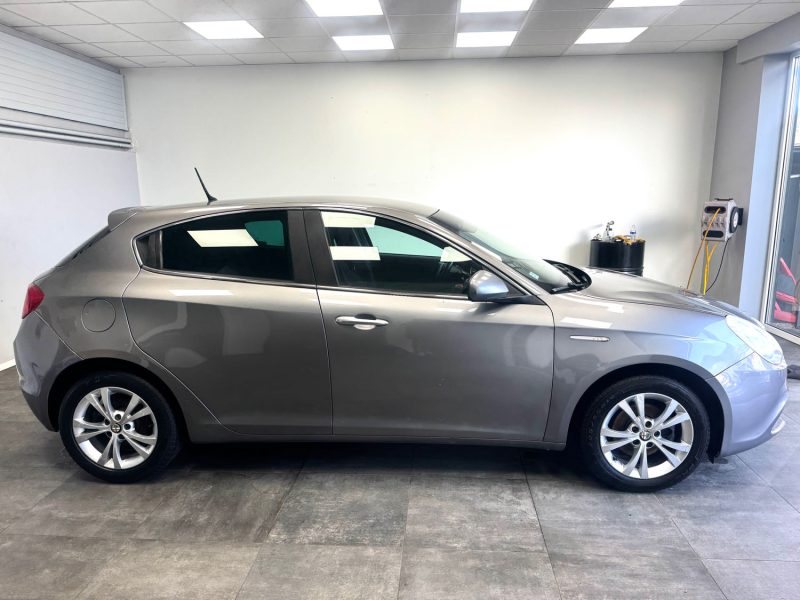 ALFA ROMEO GIULIETTA 1.6 JTDm 105 CV DISTINCT Stop&Start 2011