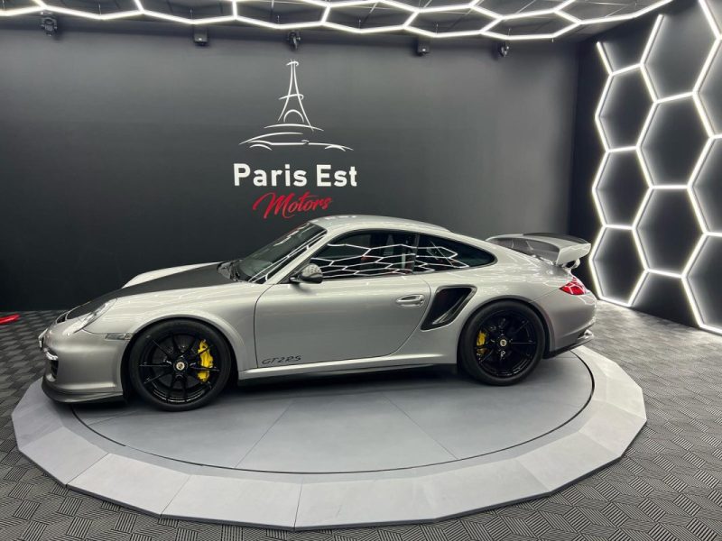 PORSCHE 911 GT2 3.6i - 24V FLAT 6 TURBO RS GT2 2011