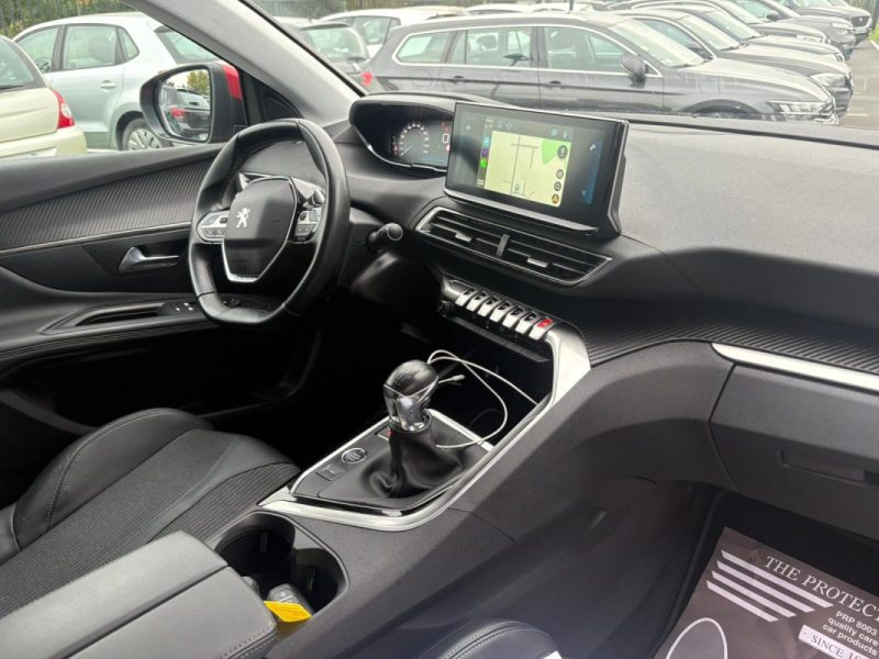 Peugeot 3008 1.5 BlueHDi 130ch Allure Pack 🚗 Apple CarPlay 🍎 / Caméra 📷/ Garantie 6 mois ✅