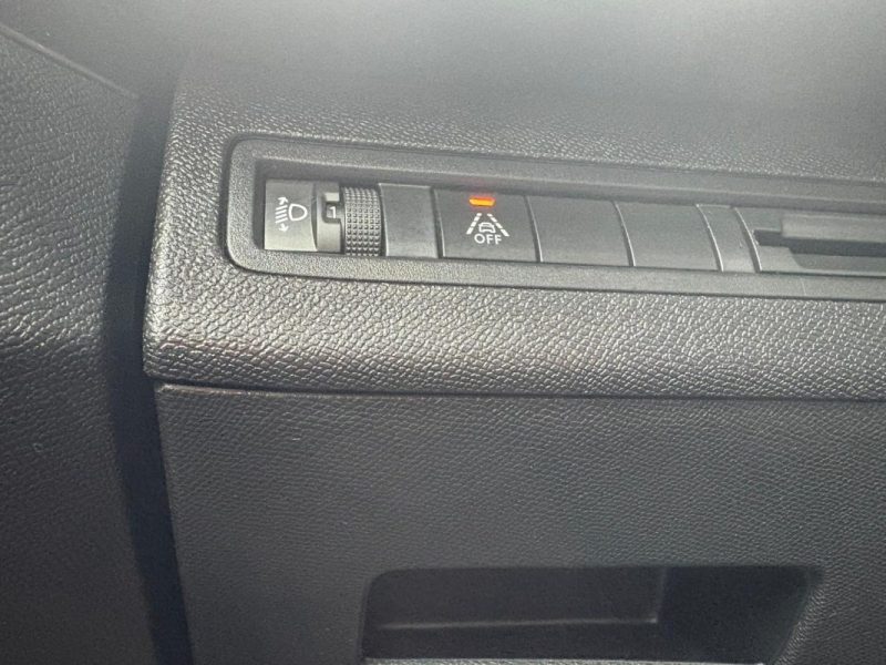 Peugeot 3008 1.5 BlueHDi 130ch Allure Pack 🚗 Apple CarPlay 🍎 / Caméra 📷/ Garantie 6 mois ✅