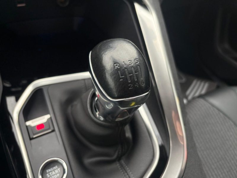 Peugeot 3008 1.5 BlueHDi 130ch Allure Pack 🚗 Apple CarPlay 🍎 / Caméra 📷/ Garantie 6 mois ✅