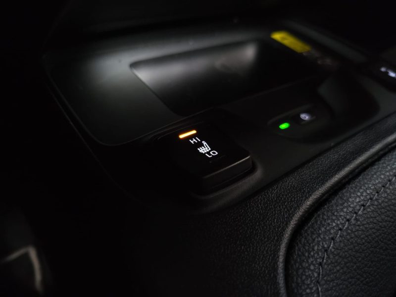 TOYOTA COROLLA 1.8 Hybride 140ch DESIGN 