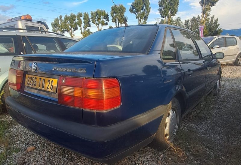 VOLKSWAGEN PASSAT CONFORT 1994