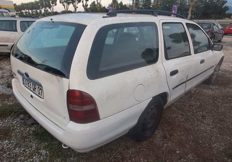 FORD  MONDEO 1.8 DI 1999