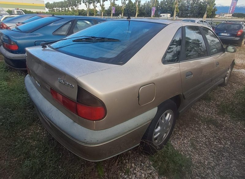 RENAULT SAFRANE II (B54_) 2.0 16V (136Ch) 1998