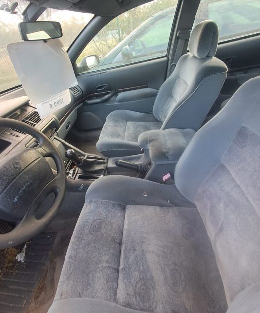 RENAULT SAFRANE II (B54_) 2.0 16V (136Ch) 1998
