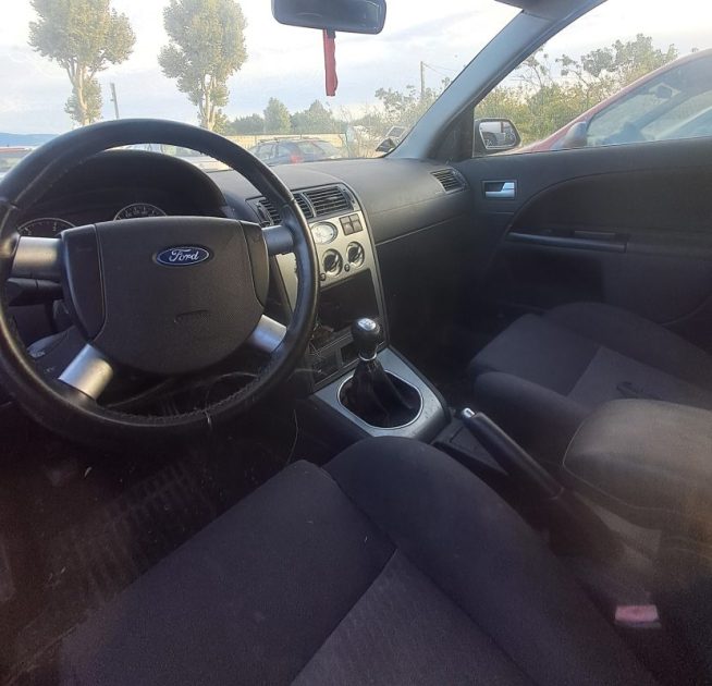 FORD MONDEO III (B5Y) 2.0 16V TDDi / TDCi (115Ch) 2001