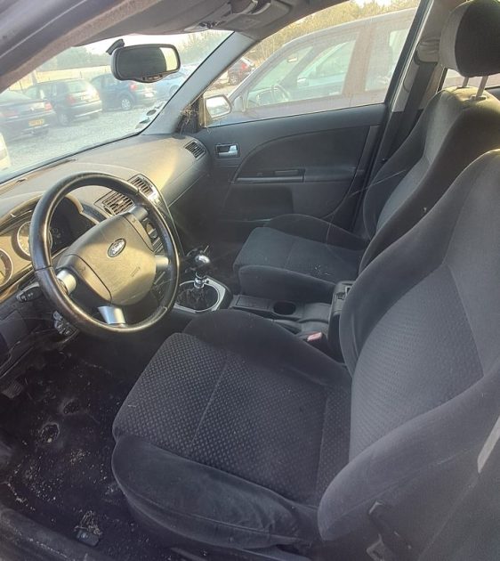 FORD MONDEO III Clipper (BWY) 2.0 16V TDDi / TDCi (115Ch) 2001