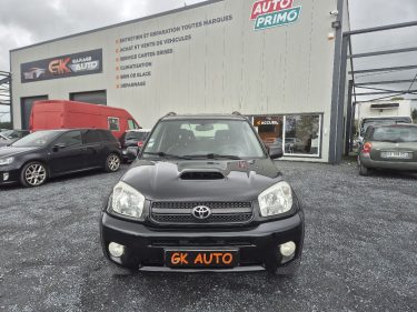 TOYOTA RAV4 115cv D-4D GX 2005 196000 km 