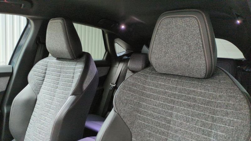 Peugeot 3008 nouveau Hybrid 145 e-dcs6 allure + navi + pack 360 vision & drive assist