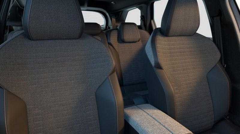 Peugeot 5008 nouveau Hybrid 145 e-dcs6 allure surequipe