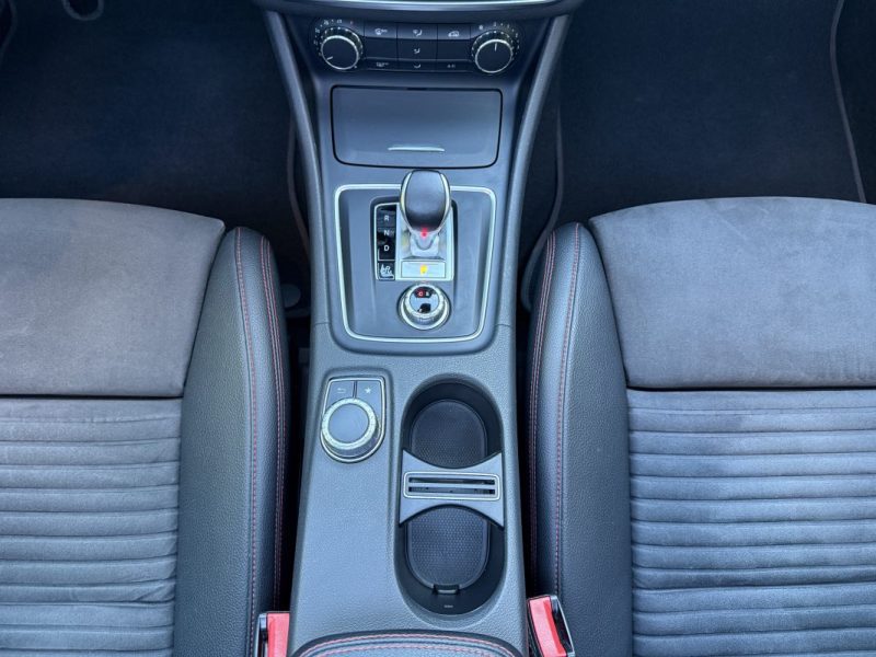 MERCEDES CLASSE GLA AMG GLA 45 4-matic  381cv  2016