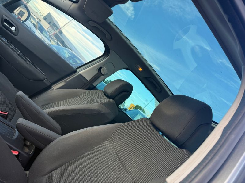 PEUGEOT 5008 1.6 HDI 115CH 7 PLACE ALLURE GARANTIE