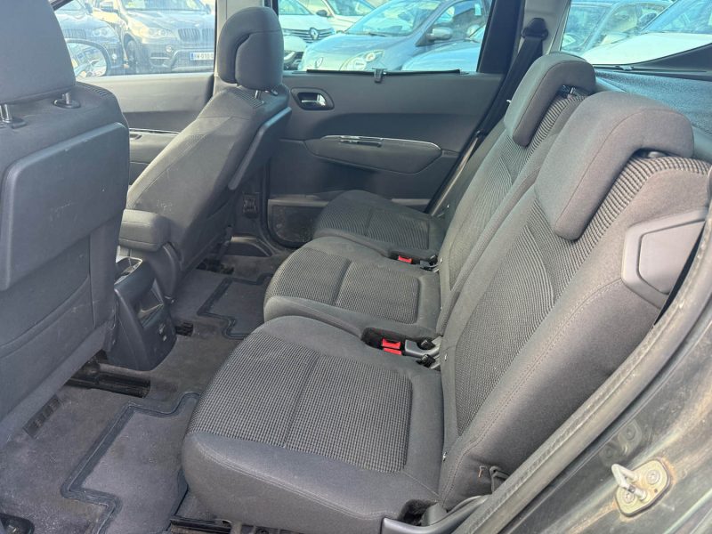 PEUGEOT 5008 1.6 HDI 115CH 7 PLACE ALLURE GARANTIE