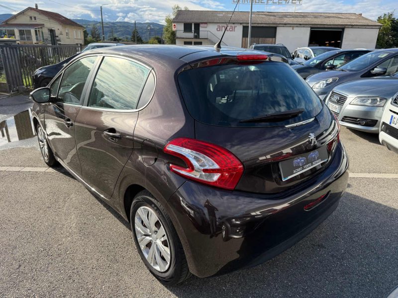 PEUGEOT 208 1.4 HDI 70CH GARANTIE 