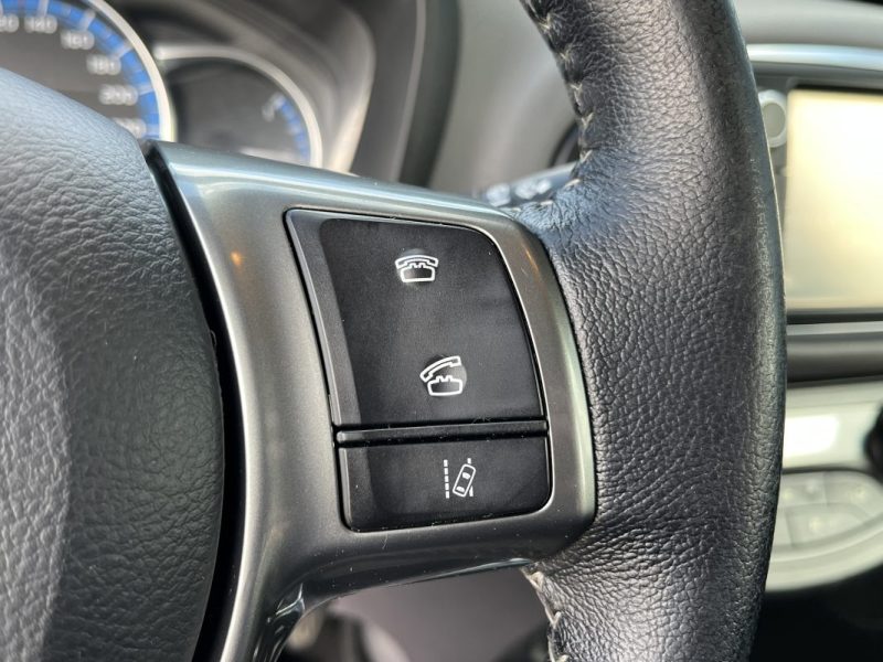 TOYOTA YARIS HSD 100h France Connect 01/2016