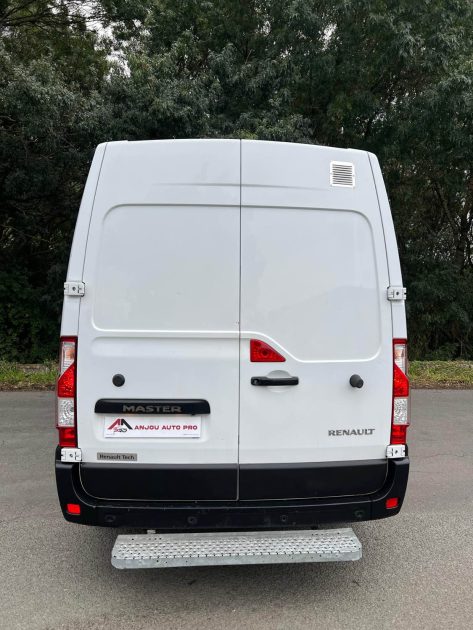 RENAULT MASTER F3500 L2H2 DCI 135 GRAND CONFORT