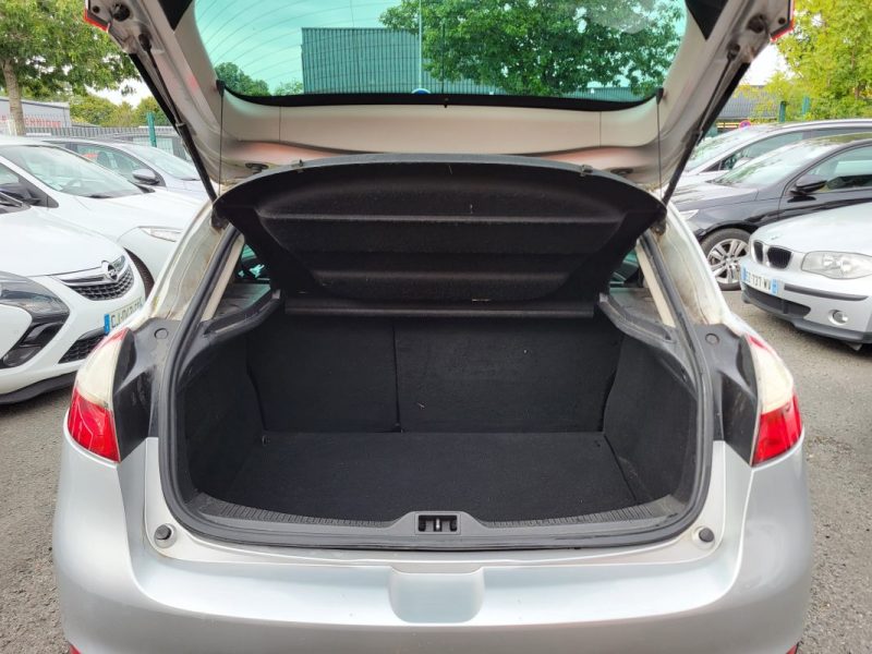 RENAULT MEGANE 1.5 DCi 110 cv - Authentique - GARANTIE 12 mois