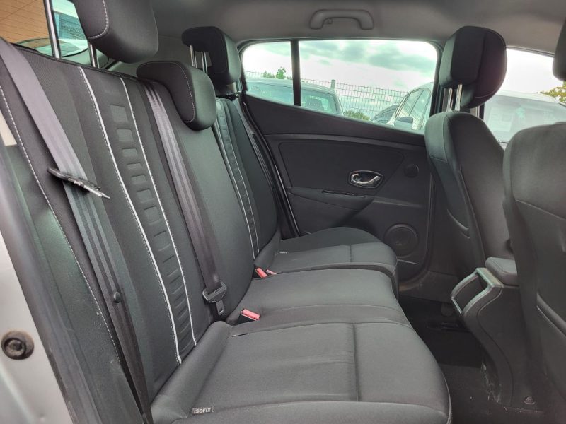 RENAULT MEGANE 1.5 DCi 110 cv - Authentique - GARANTIE 12 mois