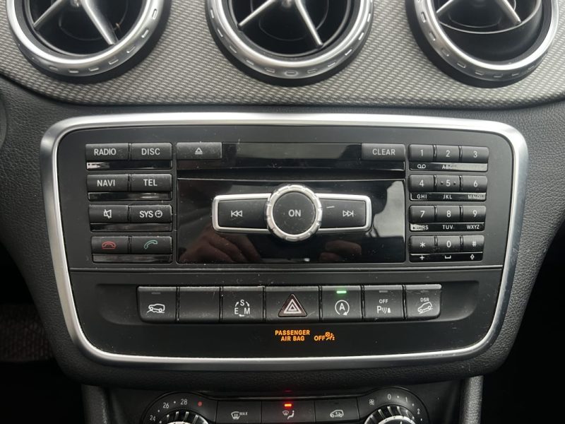 MERCEDES CLASSE GLA Fascination / BVA / Toit panoramique / Attelage 2015