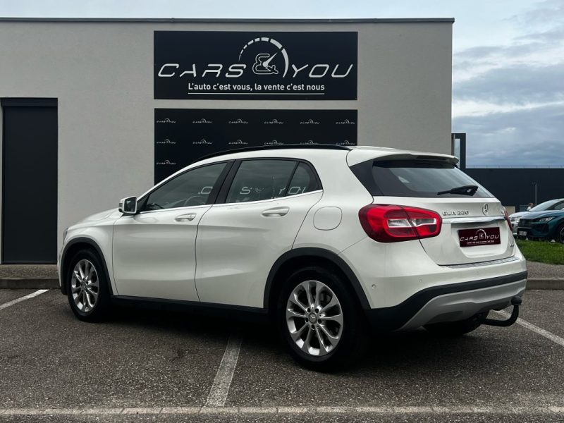 MERCEDES CLASSE GLA Fascination / BVA / Toit panoramique / Attelage 2015