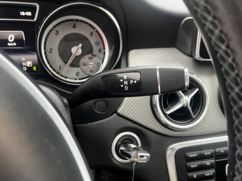 MERCEDES CLASSE GLA Fascination / BVA / Toit panoramique / Attelage 2015