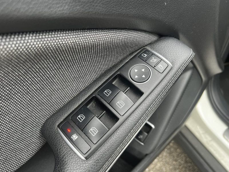 MERCEDES CLASSE GLA Fascination / BVA / Toit panoramique / Attelage 2015