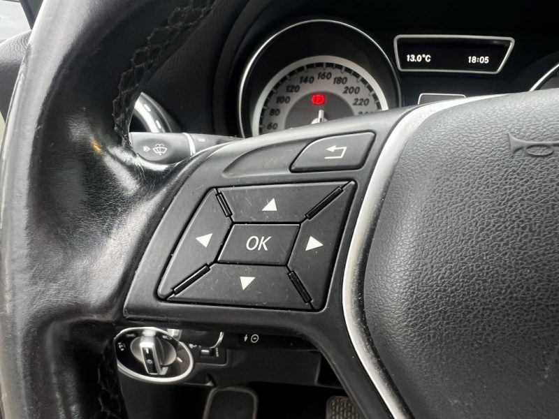 MERCEDES CLASSE GLA Fascination / BVA / Toit panoramique / Attelage 2015
