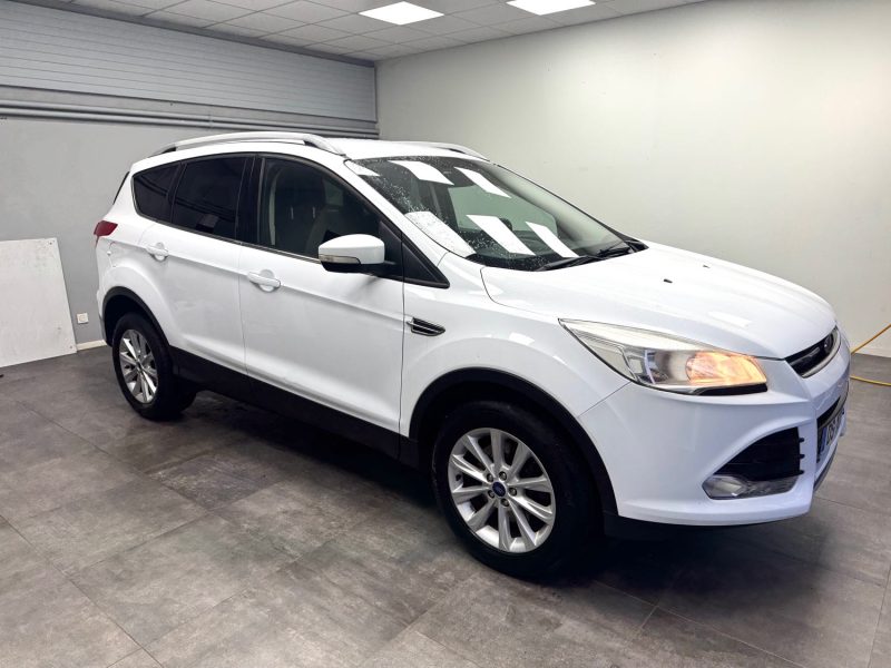 FORD KUGA 2.0 TDCi 120ch 4X2 Titanium 2015