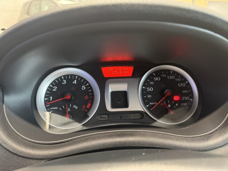 RENAULT CLIO  2009