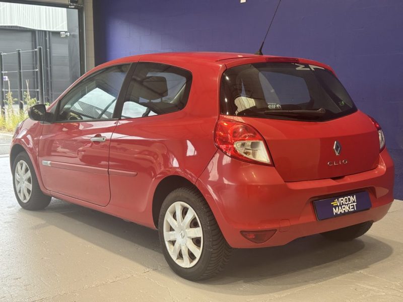 RENAULT CLIO  2009