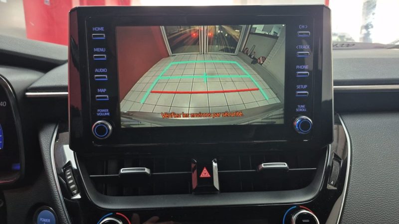 TOYOTA COROLLA TOURING SPORTS 122cv DYNAMIC BUSINESS/1 ERE MAIN/TVA RECUP