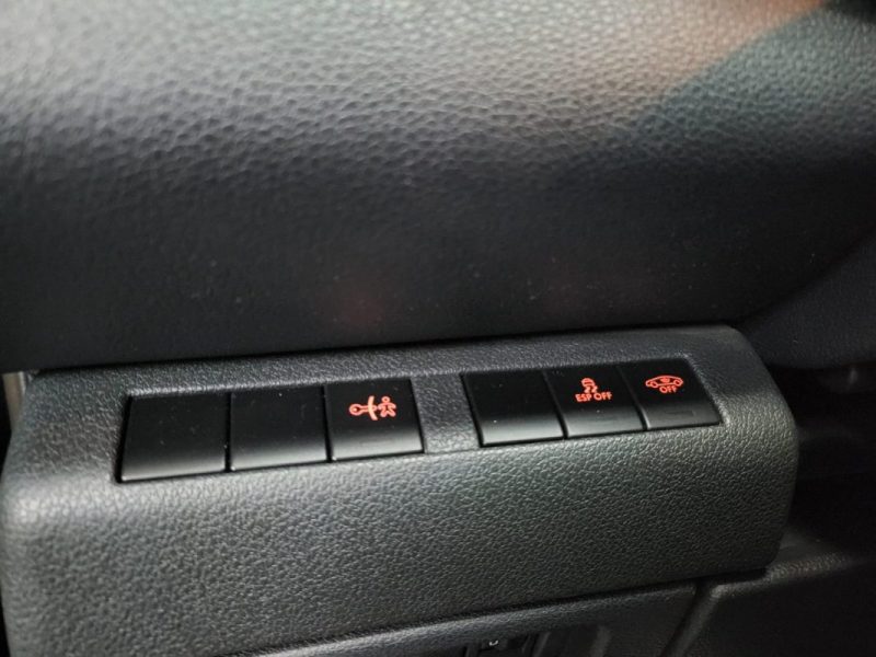 PEUGEOT 3008 1.6 HDi FAP BUSINESS PACK 112 ch