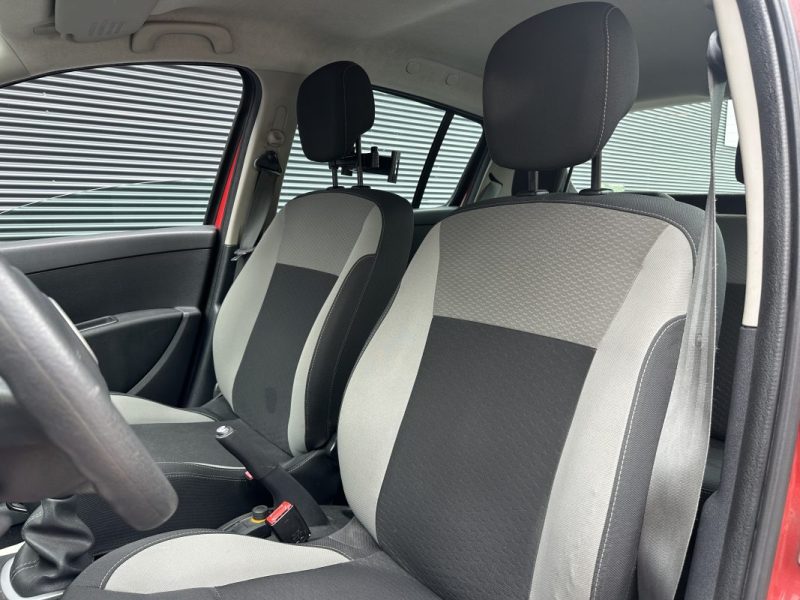 RENAULT CLIO III 20 ANS 1.5DCI 75 