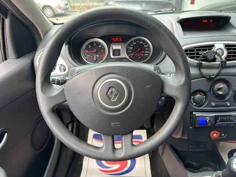 RENAULT CLIO III 20 ANS 1.5DCI 75 
