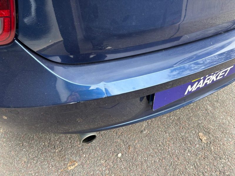 BMW SERIE 1 F20 118d 143cv - Suivi d'entretien complet