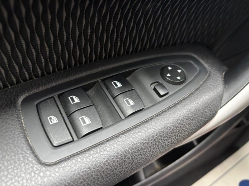 BMW SERIE 1 F20 118d 143cv - Suivi d'entretien complet