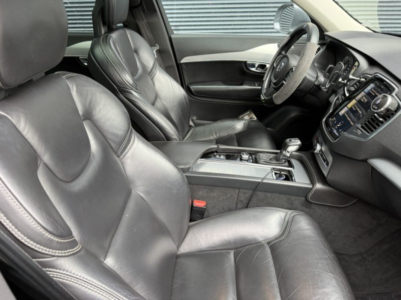 XC90 2.0 TDI AWD 235ch MOMENTUM 7 places 
