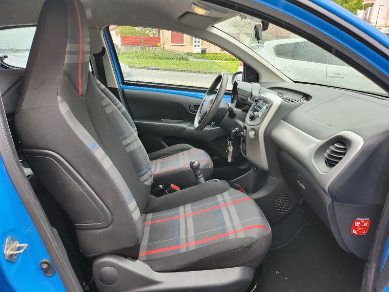 PEUGEOT 108 1.0 VTi 70CV