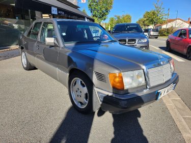MERCEDES 250 250 Turbo D (W124) 