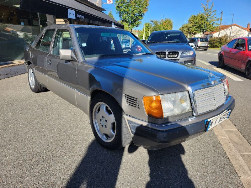 MERCEDES 250 250 Turbo D (W124) 
