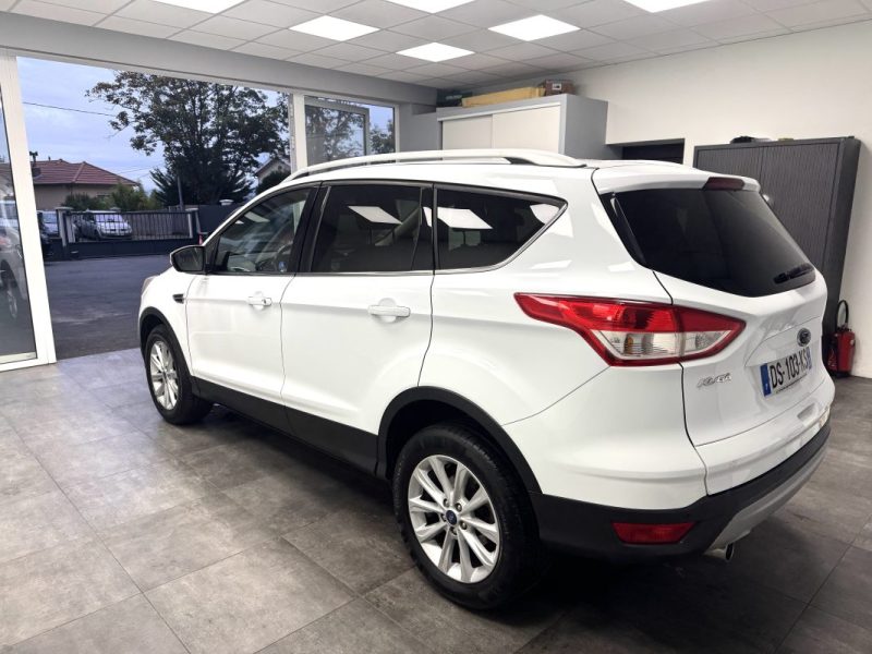 FORD KUGA 2.0 TDCi 120ch 4X2 Titanium 2015