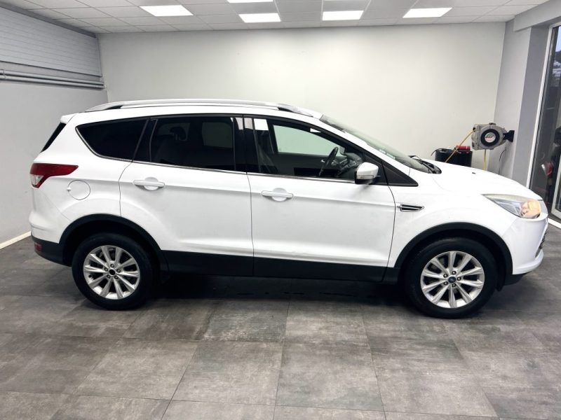 FORD KUGA 2.0 TDCi 120ch 4X2 Titanium 2015