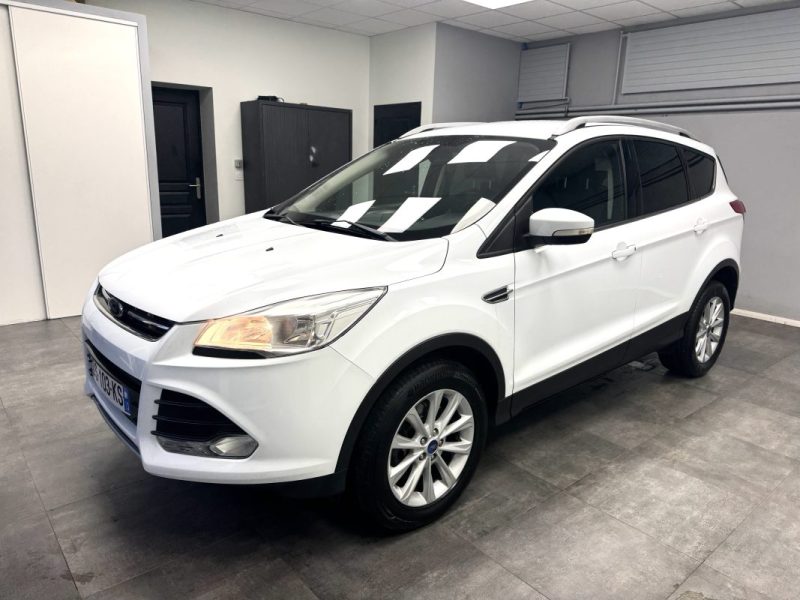 FORD KUGA 2.0 TDCi 120ch 4X2 Titanium 2015