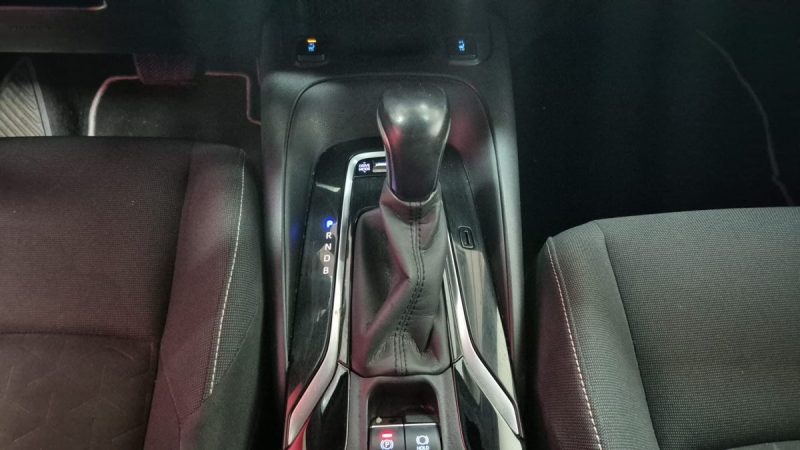 TOYOTA COROLLA TOURING SPORTS 122cv DYNAMIC BUSINESS/1 ERE MAIN/TVA RECUP