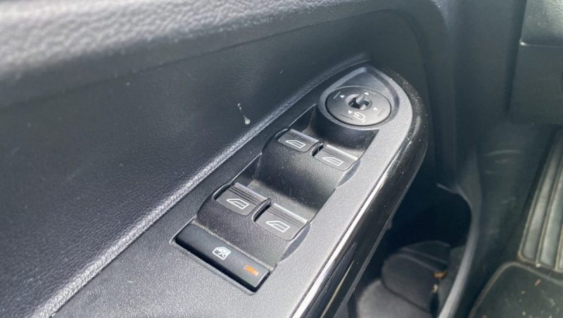 FORD B-MAX 1.0 L SCTi 125 ch EcoBoost Titanium 2017