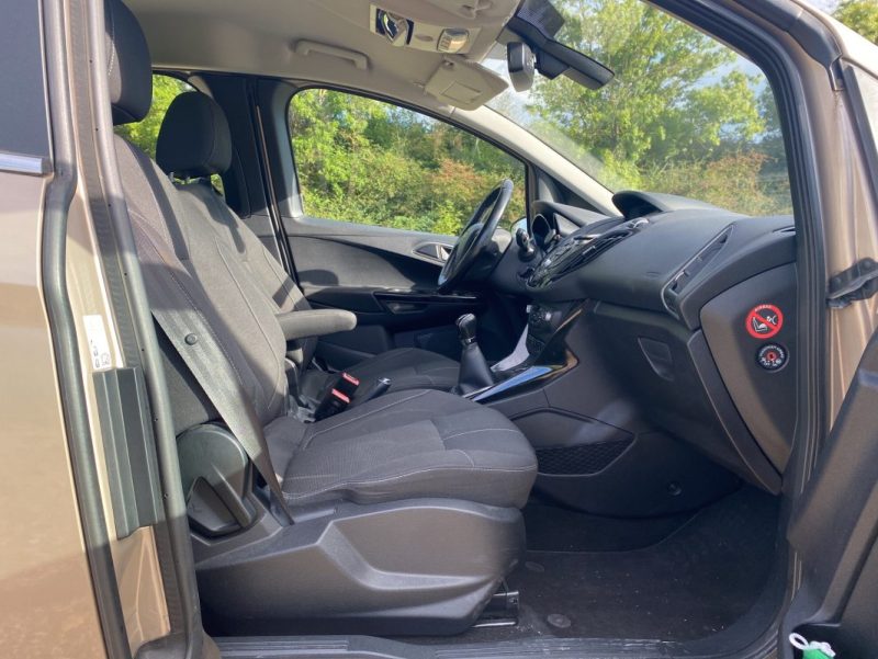 FORD B-MAX 1.0 L SCTi 125 ch EcoBoost Titanium 2017