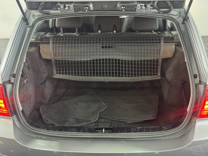 B.M.W. SERIE 3 320d 184ch Lounge 2012