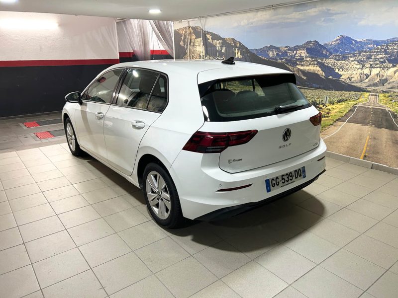 VOLKSWAGEN GOLF 8 1.0 TSI - 12V TURBO HYBRID 2022
