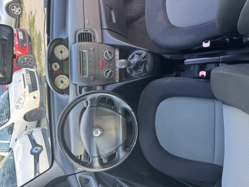 LANCIA LANCIA Y 1.2 16V ARGENTO 2006